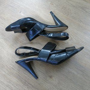 Ann Marino Vintage Faux Leather Heels Sandals